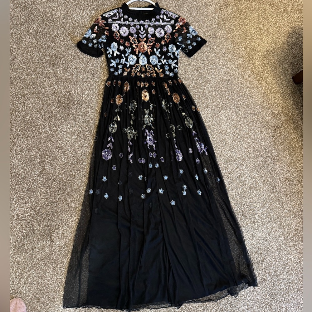Elegant Black Floral Sequined Formal Dress
